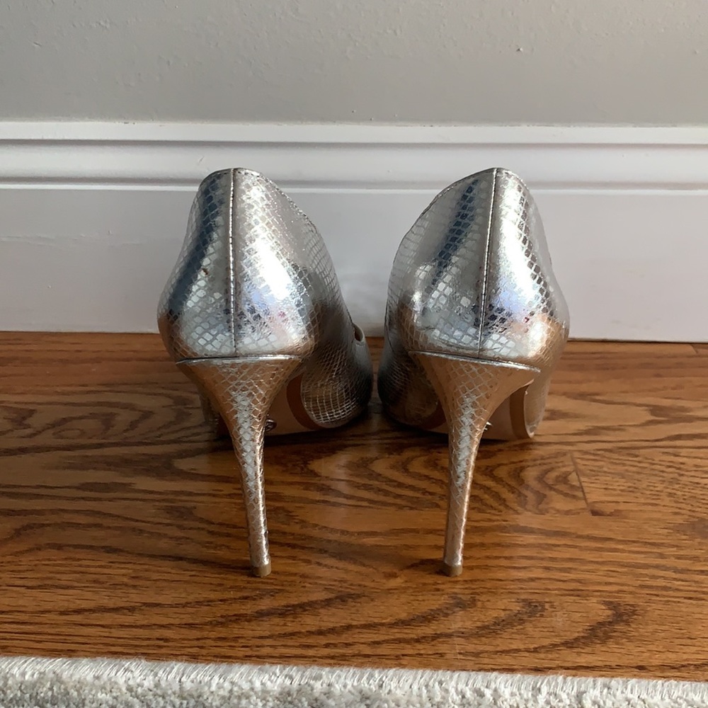 Mk Silver Pump - image 2